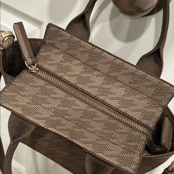 Used once - ROTHY’S Limited Edition Brown Houndstooth Mini Bag w/Crossbody Strap - Picture 7 of 11